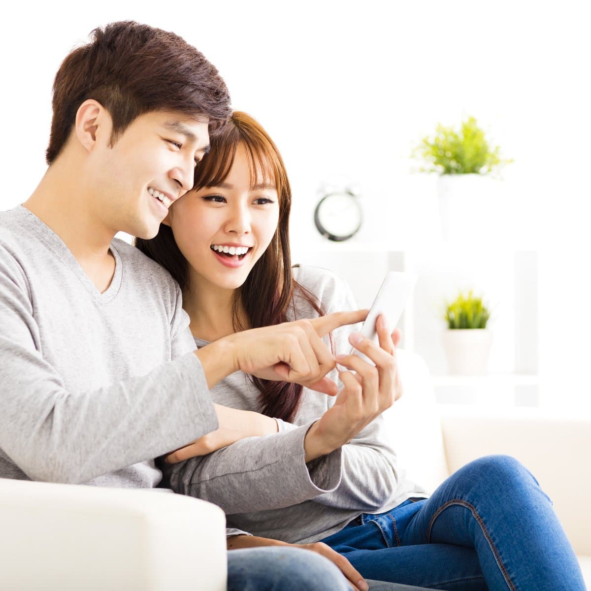 Happy couple exploring perks, benefits and rewards from Where To Enjoy Australia